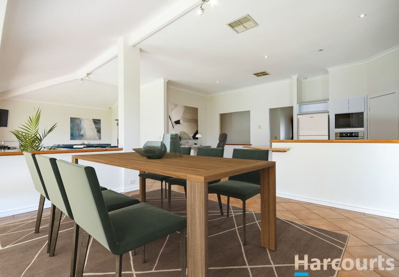 Photo - 3 Cyane Way, Currambine WA 6028 - Image 13