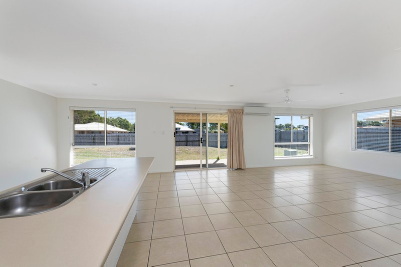 Photo - 3 Cycad Court, Moore Park Beach QLD 4670 - Image 8