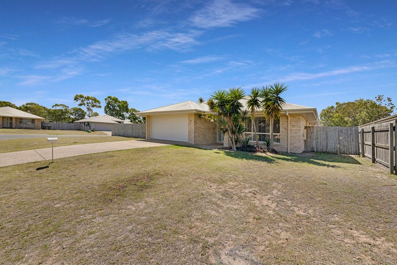 Photo - 3 Cycad Court, Moore Park Beach QLD 4670 - Image 17