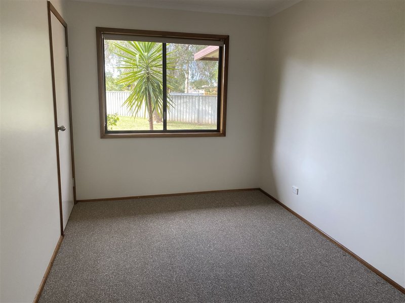 Photo - 3 Cypress Place, Cobar NSW 2835 - Image 10