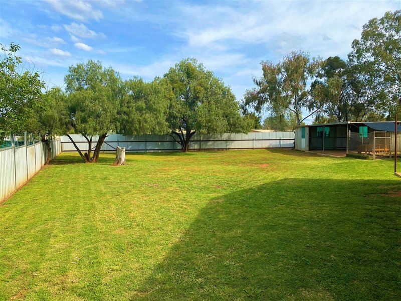 Photo - 3 Cypress Place, Cobar NSW 2835 - Image 14