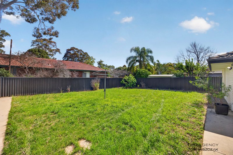 Photo - 3 Cypress Road, Forrestfield WA 6058 - Image 26