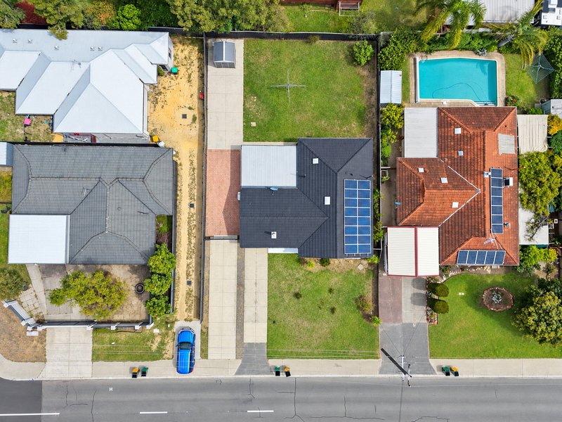 Photo - 3 Cypress Road, Forrestfield WA 6058 - Image 35