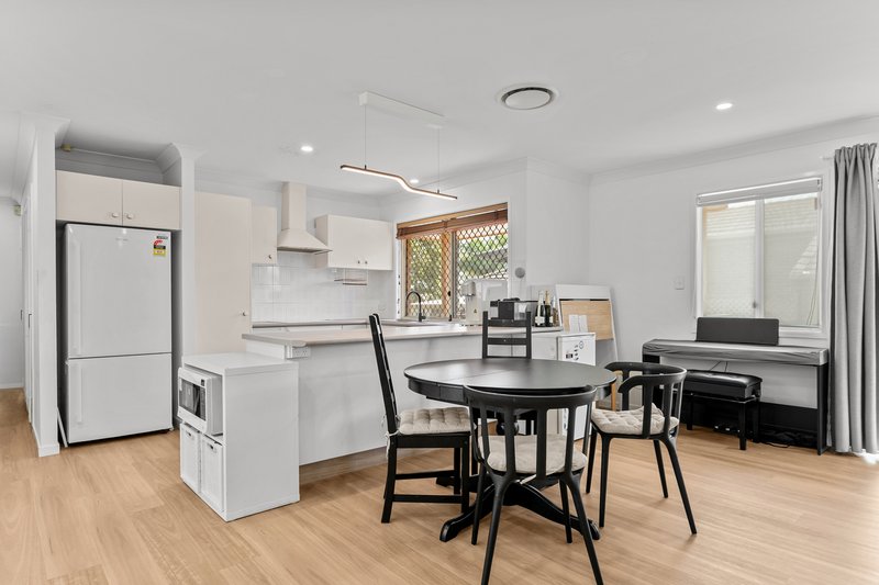 Photo - 3 Daffodil Place, Runcorn QLD 4113 - Image 7
