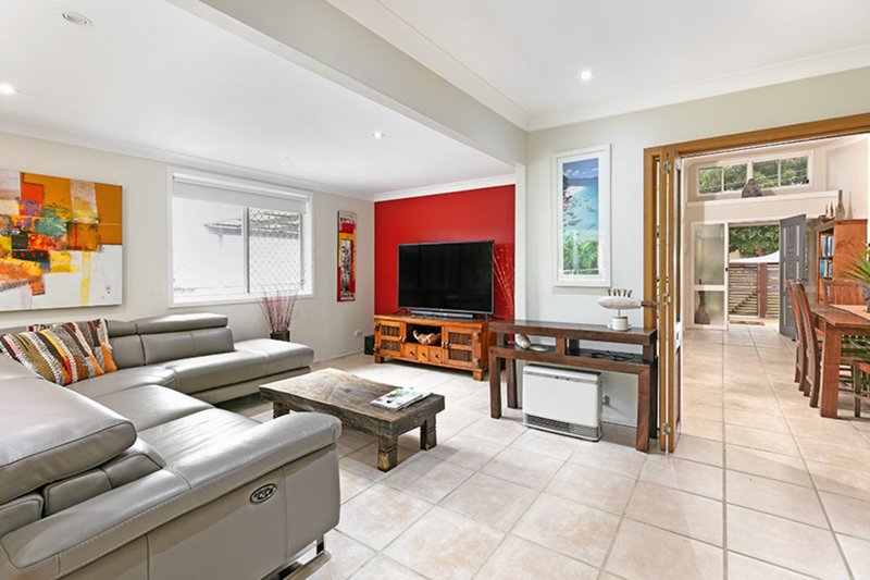 Photo - 3 Daisy Street, Dee Why NSW 2099 - Image 5