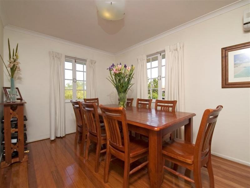 Photo - 3 Dargie Street, Everton Park QLD 4053 - Image 7