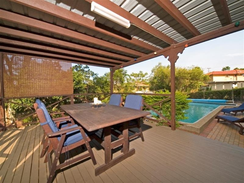 Photo - 3 Dargie Street, Everton Park QLD 4053 - Image 8