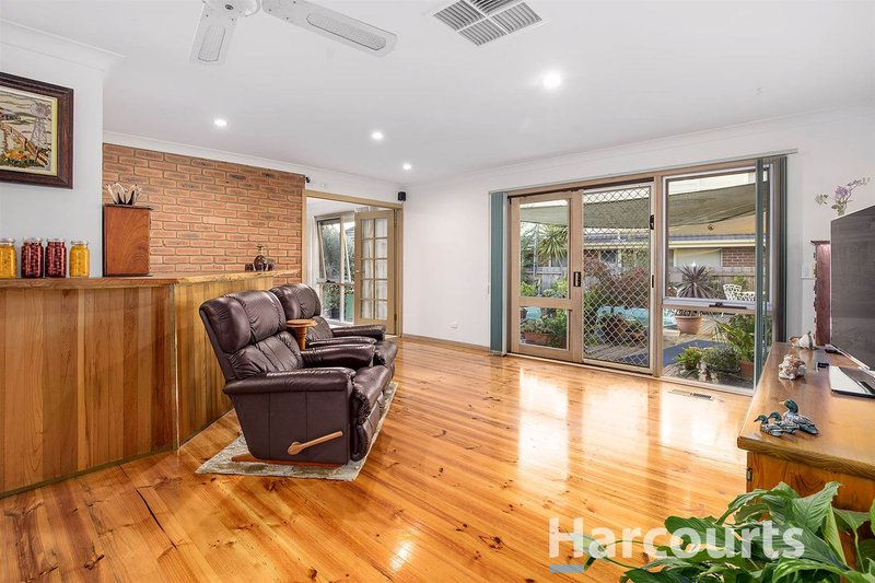 Photo - 3 Darling Court, Rowville VIC 3178 - Image 6