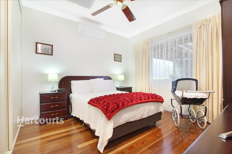 Photo - 3 Darly Avenue, Kanahooka NSW 2530 - Image