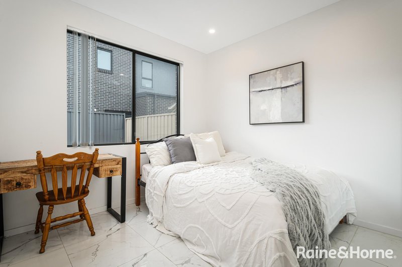 Photo - 3 Dartmoor Street, Box Hill NSW 2765 - Image 6