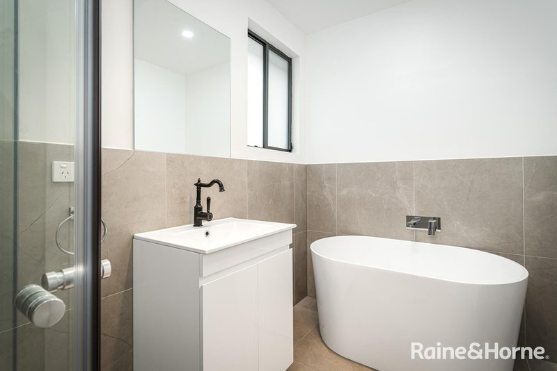 Photo - 3 Dartmoor Street, Box Hill NSW 2765 - Image 8