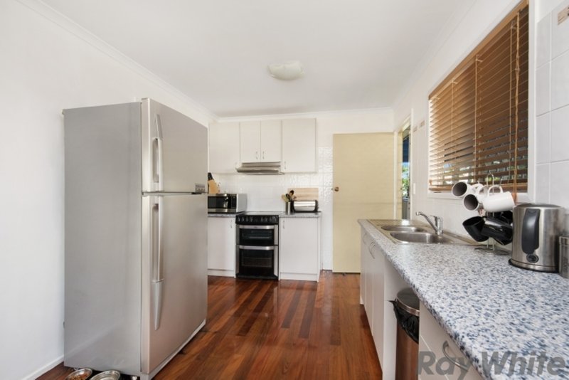 Photo - 3 Davies Court, Deception Bay QLD 4508 - Image 5