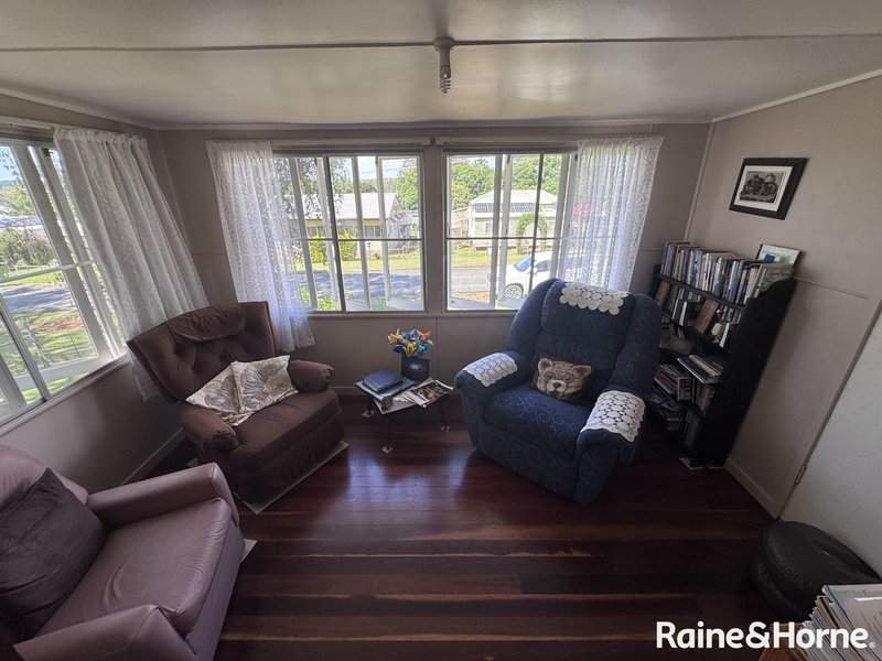 Photo - 3 Davies Street, Yarraman QLD 4614 - Image 12