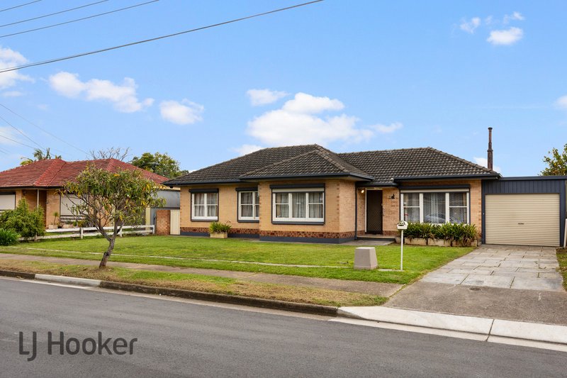 Photo - 3 Dawkins Avenue, Seaton SA 5023 - Image 2