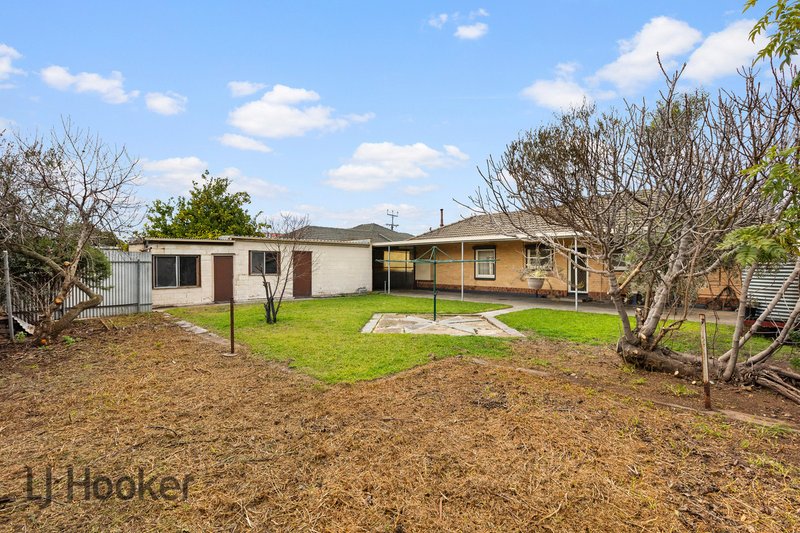 Photo - 3 Dawkins Avenue, Seaton SA 5023 - Image 14