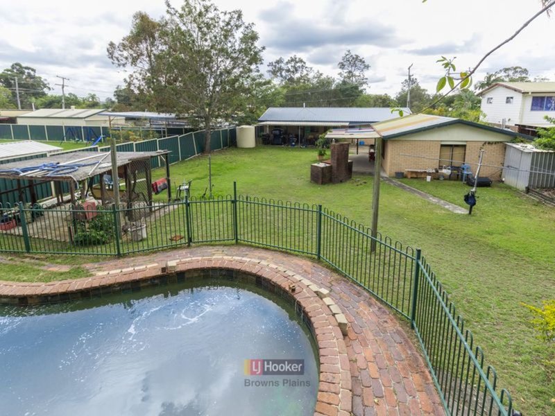 Photo - 3 Dayana Street, Marsden QLD 4132 - Image 9