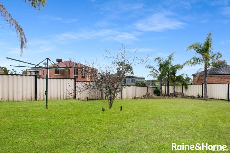 Photo - 3 Denison Place, Roxburgh Park VIC 3064 - Image 14