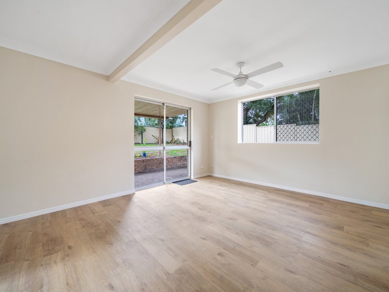 Photo - 3 Deodar Street, Woodridge QLD 4114 - Image 12