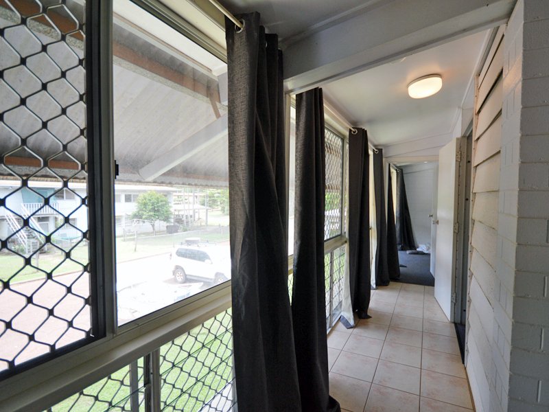 Photo - 3 Deplanchea Terrace, Rocky Point QLD 4874 - Image 17