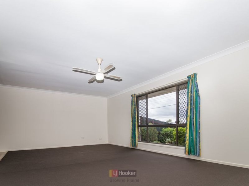 Photo - 3 Devine Street, Marsden QLD 4132 - Image 7