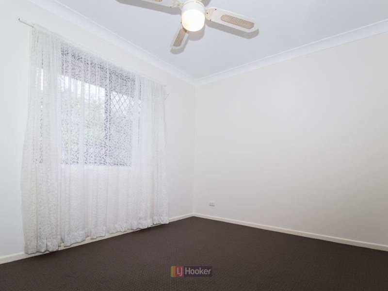 Photo - 3 Devine Street, Marsden QLD 4132 - Image 8