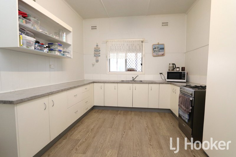 Photo - 3 Devon Street, Inverell NSW 2360 - Image 6