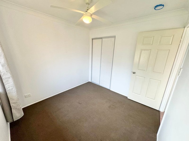 Photo - 3 Dimmity Court, Marsden QLD 4132 - Image 6