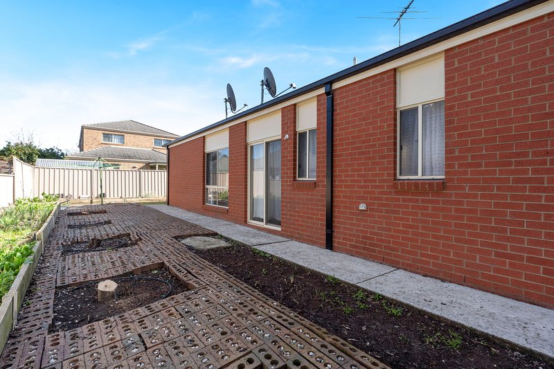 Photo - 3 Discovery Close, Craigieburn VIC 3064 - Image 14