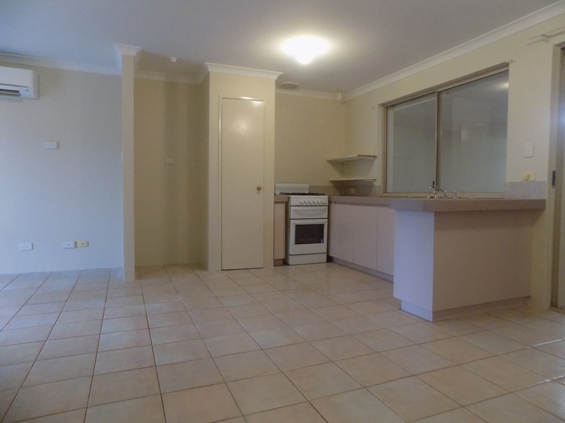 Photo - 3 Djilba View, Leda WA 6170 - Image 3