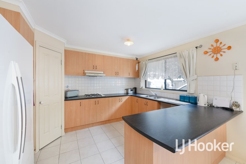 Photo - 3 Dobell Street, Pakenham VIC 3810 - Image 3