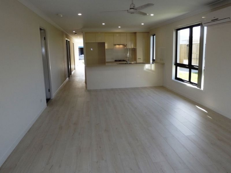 Photo - 3 Doherty Drive, Pimpama QLD 4209 - Image 6