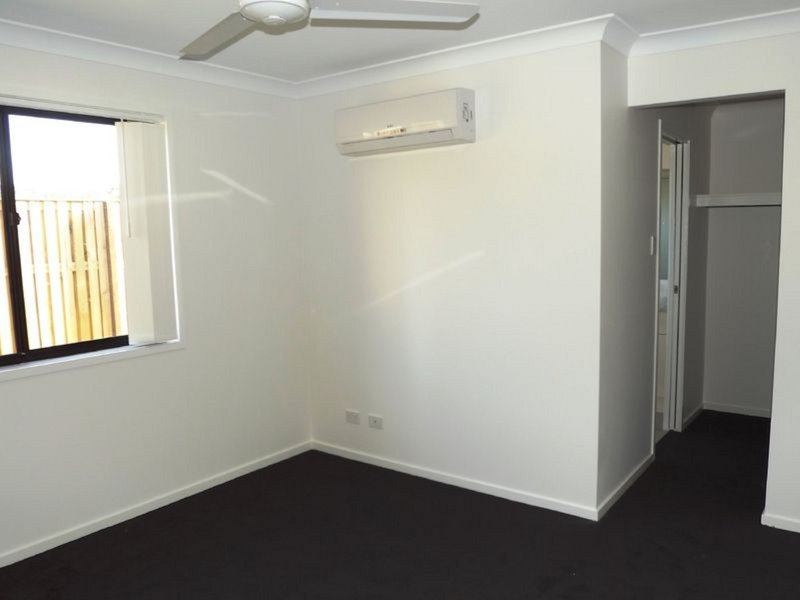 Photo - 3 Doherty Drive, Pimpama QLD 4209 - Image 7