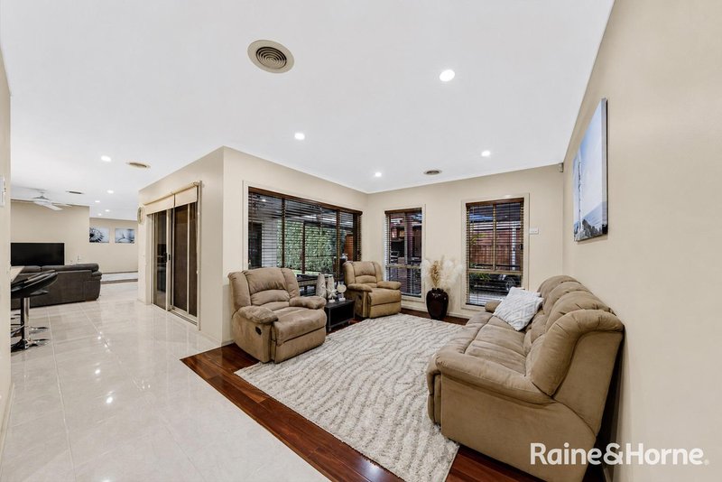 Photo - 3 Domain Avenue, Burnside Heights VIC 3023 - Image 12