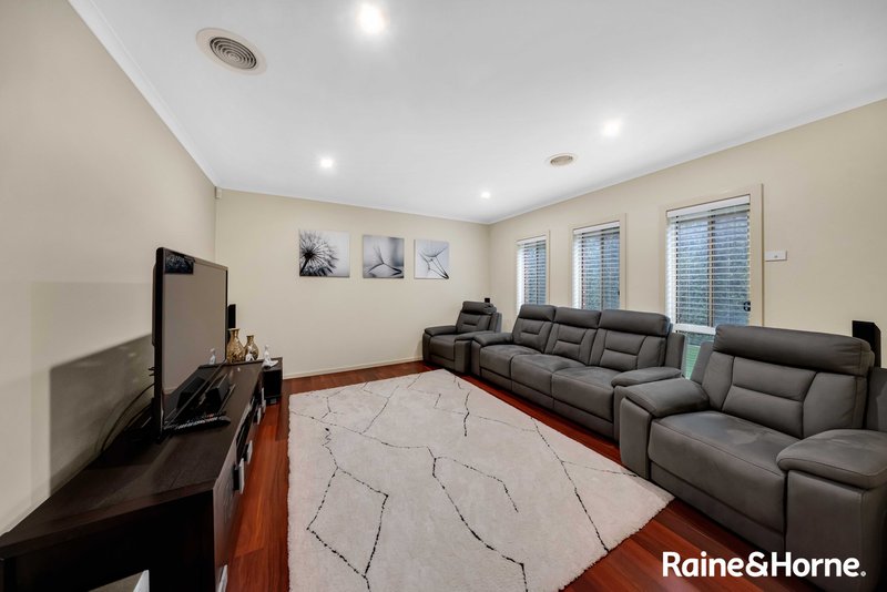 Photo - 3 Domain Avenue, Burnside Heights VIC 3023 - Image 14