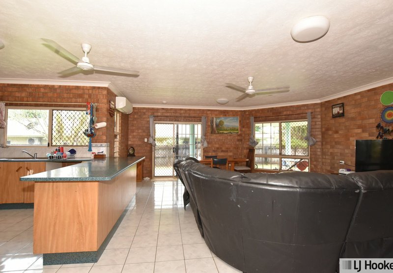 Photo - 3 Dore Street, Tully QLD 4854 - Image 4