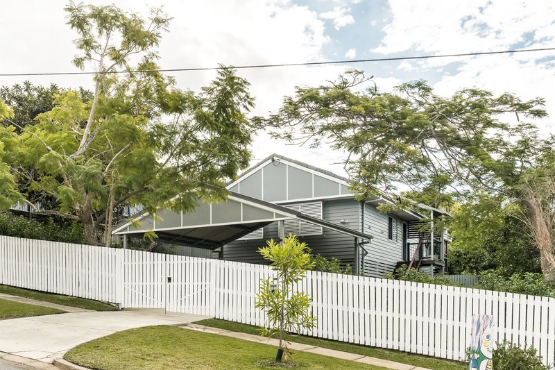 Photo - 3 Dorkay Street, Stafford Heights QLD 4053 - Image 13