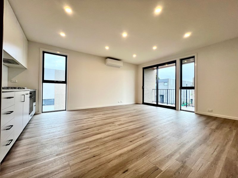 Photo - 3 Dorman Close, Sunshine North VIC 3020 - Image 3