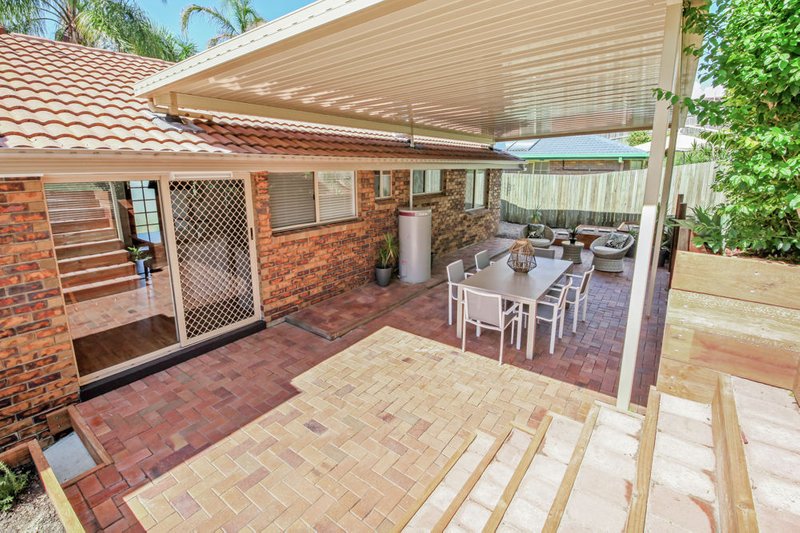 Photo - 3 Double Bar Court, Arana Hills QLD 4054 - Image 19