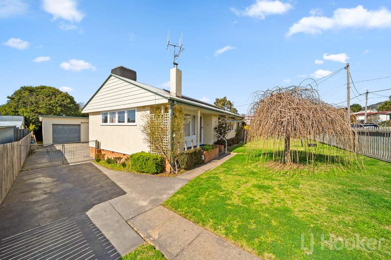 Photo - 3 Downey Street, Karabar NSW 2620 - Image 3