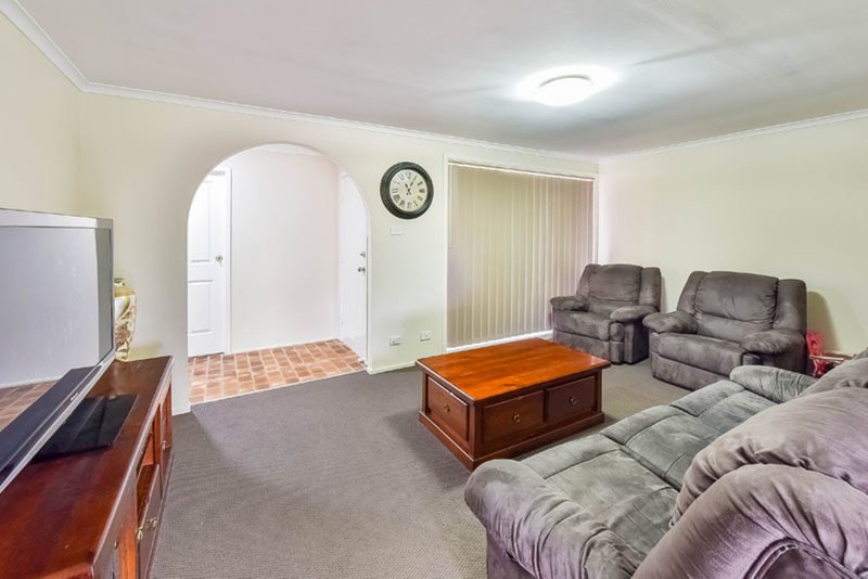 Photo - 3 Drood Place, Ambarvale NSW 2560 - Image 6