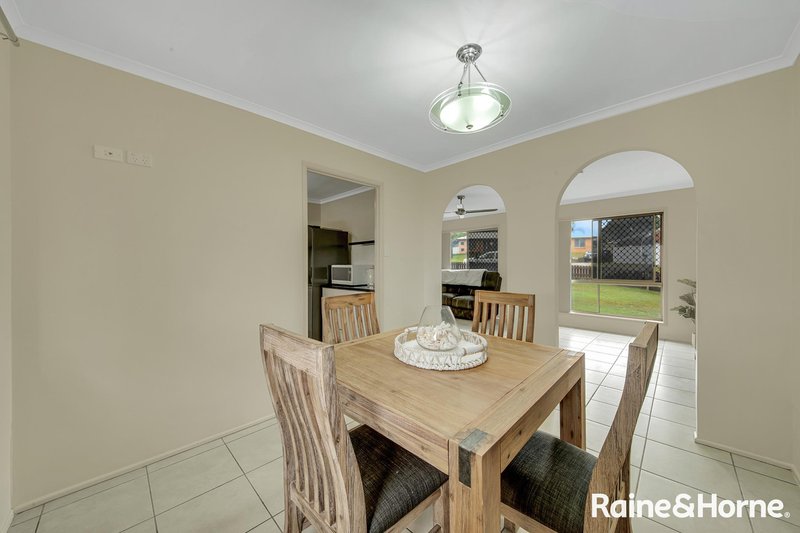 Photo - 3 Drummond Court, Tannum Sands QLD 4680 - Image 8