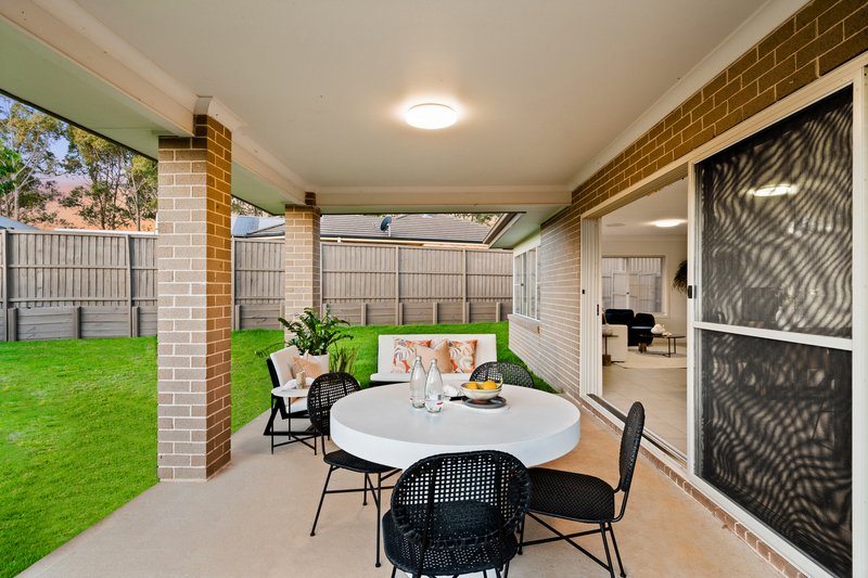 Photo - 3 Drummond Road, Beaumont Hills NSW 2155 - Image 17