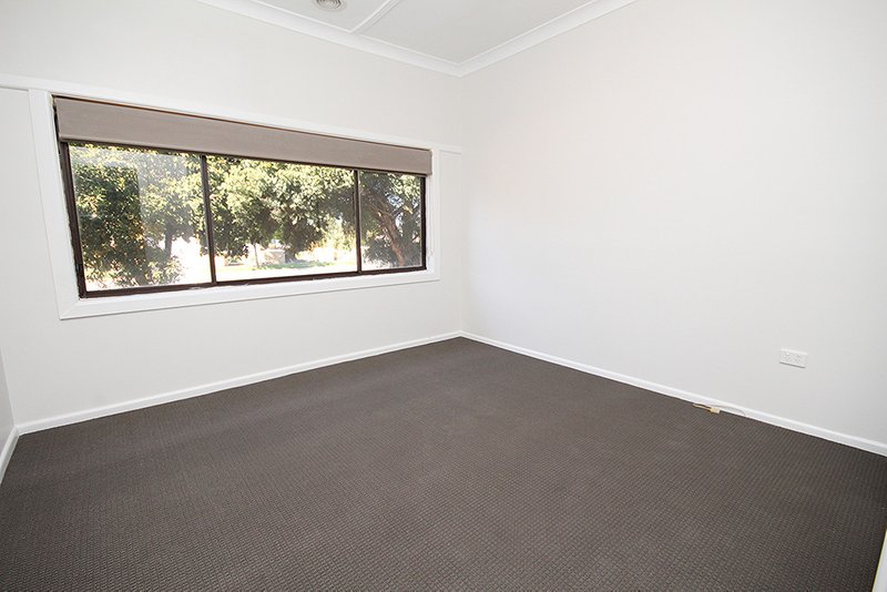 Photo - 3 Duff Street, Horsham VIC 3400 - Image 6