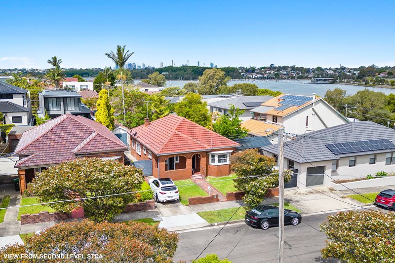 Photo - 3 Duke Avenue, Rodd Point NSW 2046 - Image 12