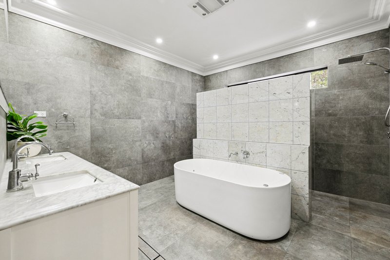 Photo - 3 Dunlop Street, Roselands NSW 2196 - Image 8