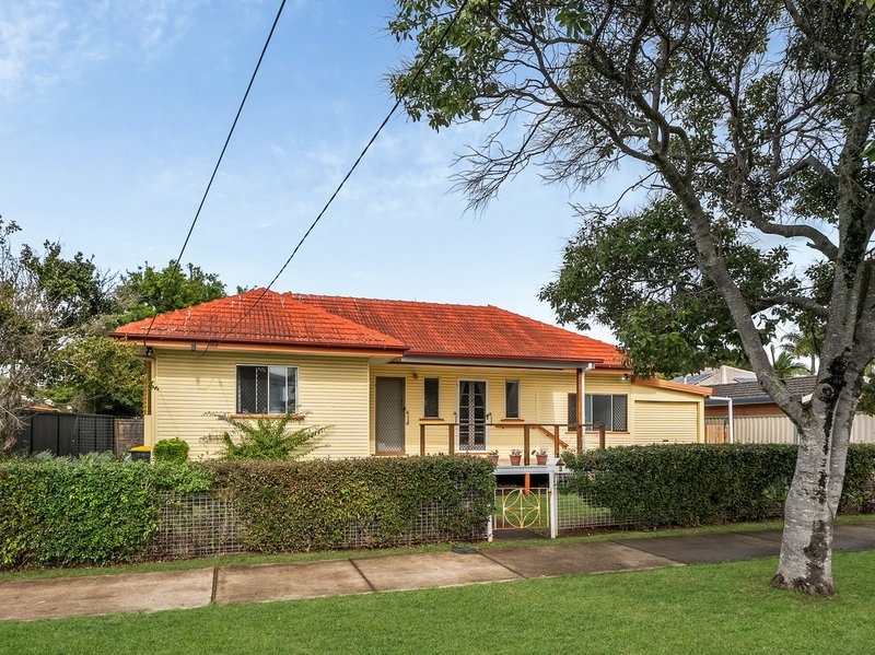 Photo - 3 Dunns Terrace, Scarborough QLD 4020 - Image 1