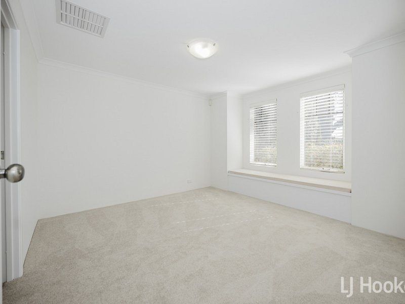Photo - 3 Durley Way, Butler WA 6036 - Image 5
