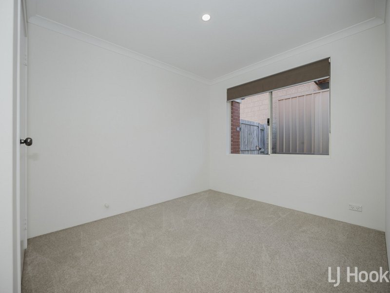 Photo - 3 Durley Way, Butler WA 6036 - Image 12