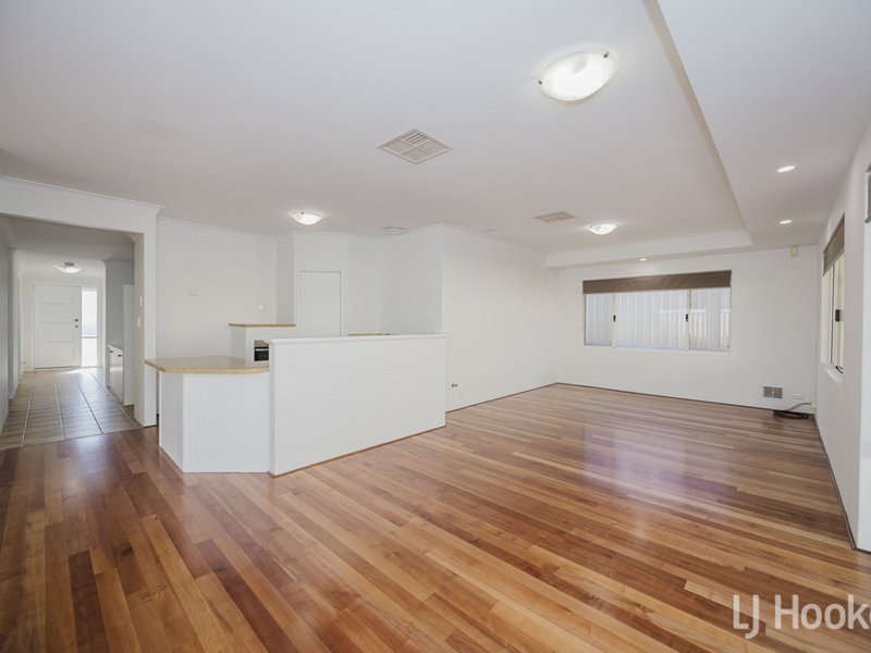 Photo - 3 Durley Way, Butler WA 6036 - Image 18