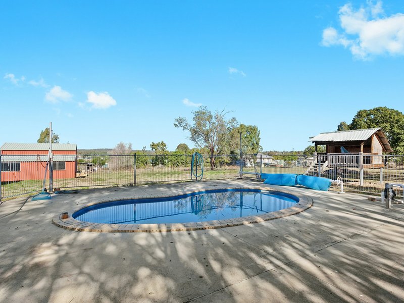 Photo - 3 Dusky Drive, Lockrose QLD 4342 - Image 2